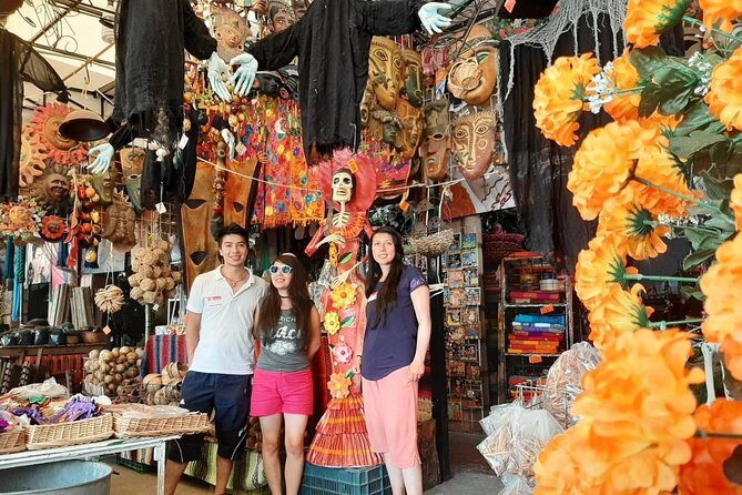 Cancun Street Food Tour with Food Stalls, Local Market and Murals - Transportation, Group Size, and Practical Tips