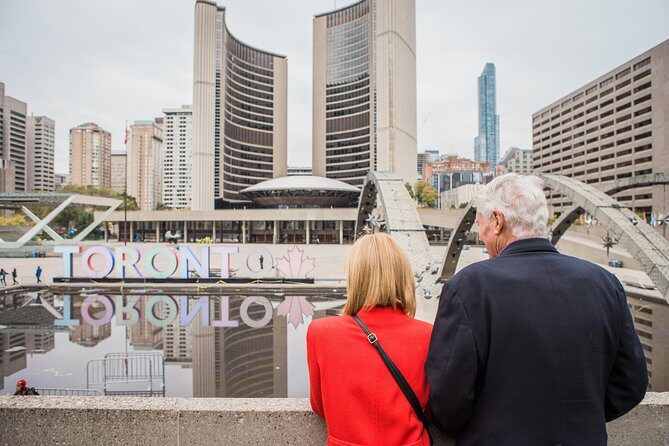 Private Tour: Personal Travel Photographer Tour in Toronto - What to Expect During Your Photoshoot