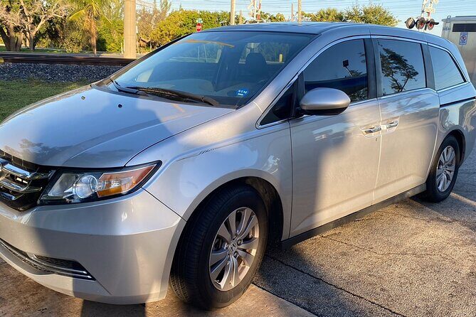 Puerto Vallarta Airport (PVR) to Puerto Vallarta - Arrival Private Transfer - The Vehicle and Service Quality