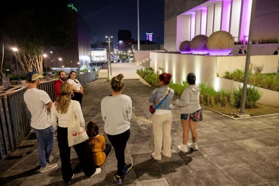 San José: Night Food and Culture Tour with Dinner - Food and Drink: A Focus on Flavors