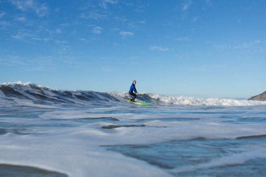 Santa Barbara: 1.5-Hour Private Beginner's Surf Lesson