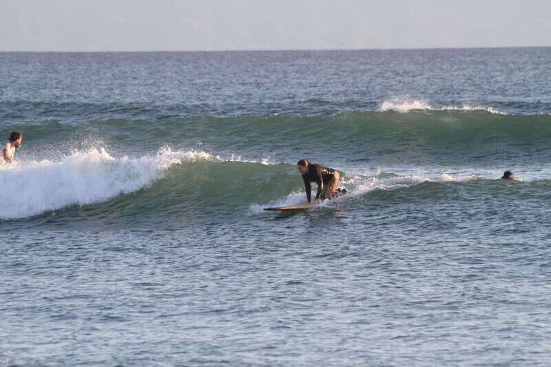 Sayulita: La Lancha Beach, Sunset Surfing Lesson